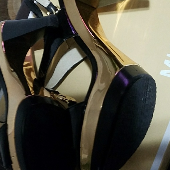 Michael Kors Patent Platform - Picture 3 of 4